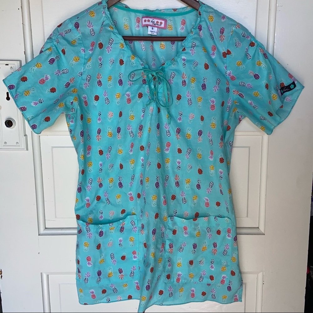 Women’s Koi Light Blue Pineapple Small Scrub Top